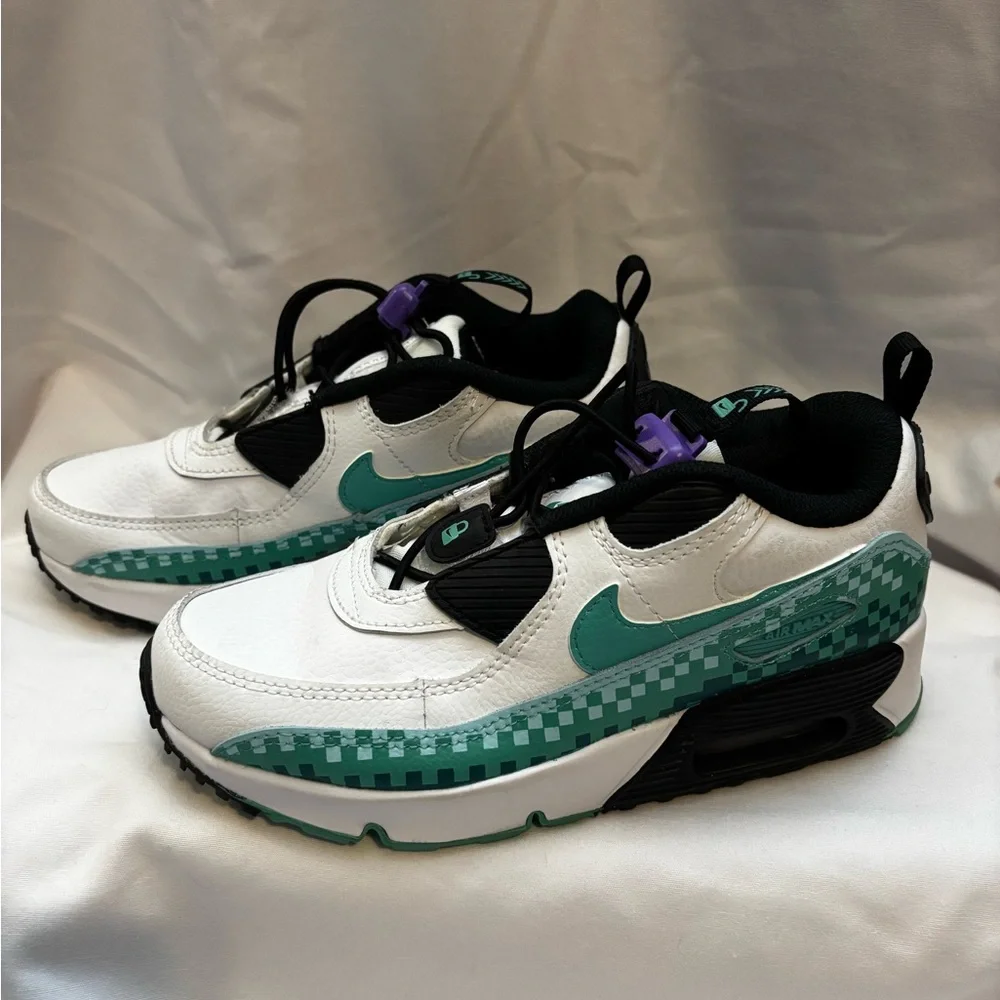 Nike Air Max 90 Toggle SE Sneaker - Picture 1 of 9